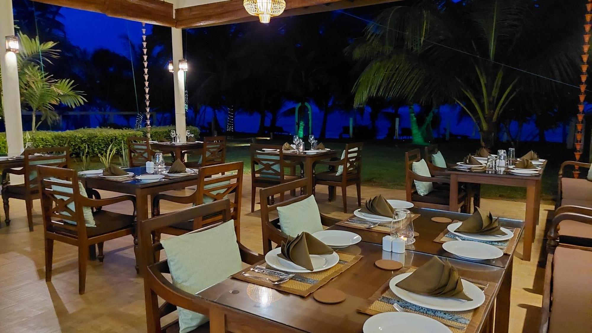 Lanka Beach Grand Villa Rekawa Екстериор снимка